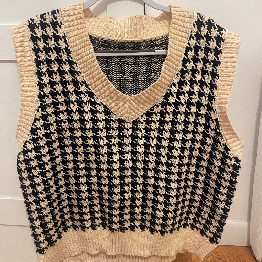 Oversized Sweater Vest